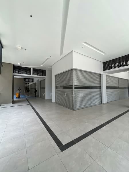 Retail Space for Rent in Kuchai Lama (Kuala Lumpur) - YP Tan - Corridor - PropertyGuru.com.my