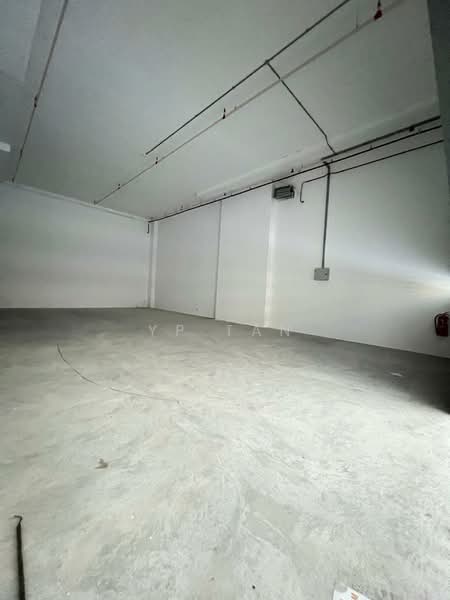 Retail Space for Rent in Kuchai Lama (Kuala Lumpur) - YP Tan - Interior - PropertyGuru.com.my
