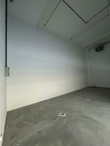 Retail Space for Rent in Kuchai Lama (Kuala Lumpur) - YP Tan - Interior - PropertyGuru.com.my