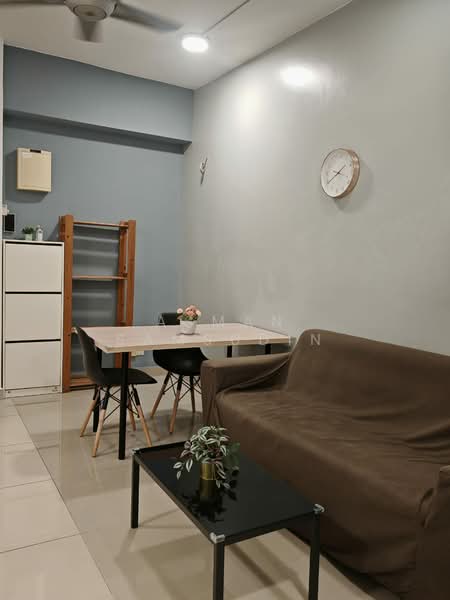 Suria Jelutong untuk Untuk Disewa - RM 1,300 /bulan, Mac 2026 - Living Room - PropertyGuru.com.my