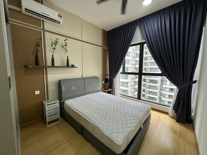 Condominium for Rent at Kings Bay @ Country Garden Danga Bay - Han Lu Yung - Bedroom - PropertyGuru.com.my