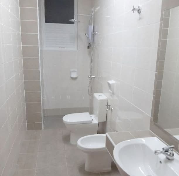 Rumah Teres 2 Tingkat untuk Disewa di Alam Nusantara (Setia Alam) - Chin Yee Xin - Bathroom - PropertyGuru.com.my