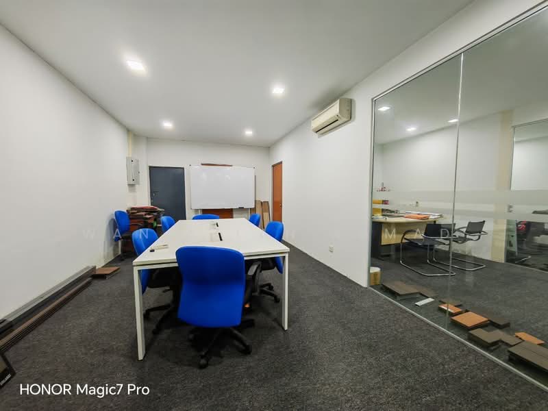 Factory for Sale in Seksyen 34 (Shah Alam) - Wan Azlan Ahmad - Interior - PropertyGuru.com.my