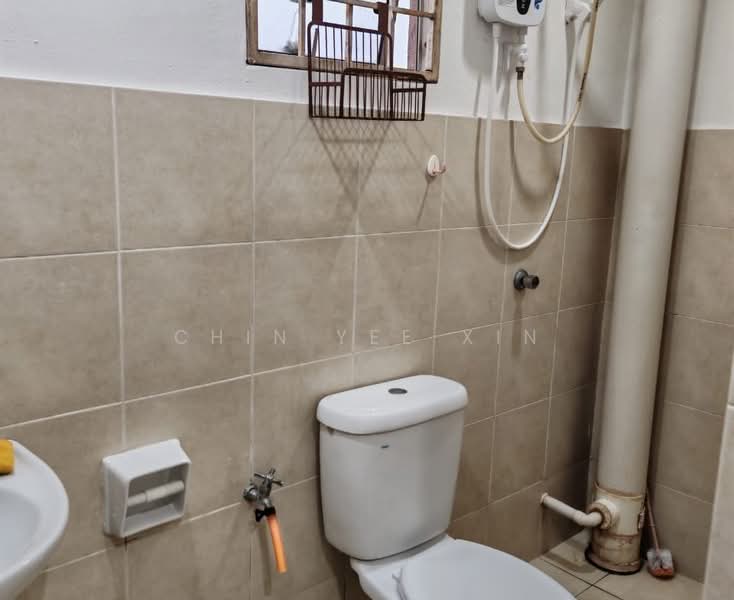 Service Residence for Rent at Beverly Tower @ Plaza Medan Putra - Chin Yee Xin - Bathroom - PropertyGuru.com.my