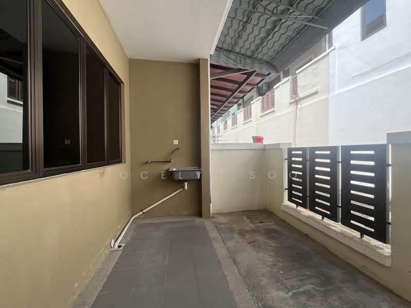 3-storey Terraced House for Sale in Alam Damai (Cheras) - Jocelyn Soo - Exterior - PropertyGuru.com.my