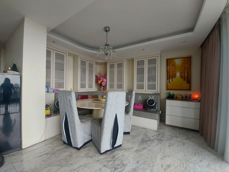 Untuk Disewa - Armanee Terrace