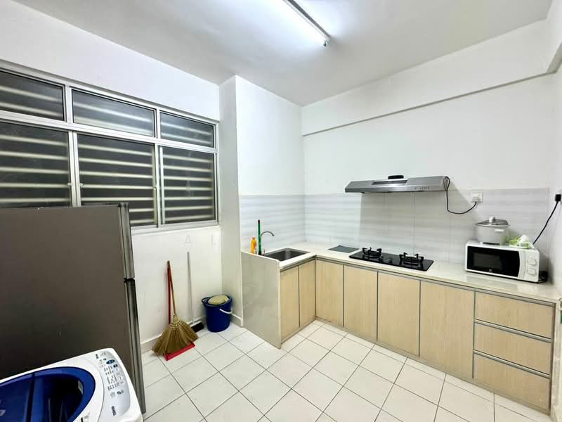 Elit Heights @ Bayan City untuk Untuk Disewa - RM 2,400 /bulan, Mac 2026 - Kitchen - PropertyGuru.com.my