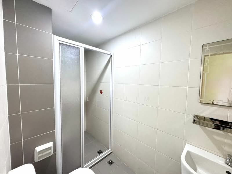 Elit Heights @ Bayan City untuk Untuk Disewa - RM 2,400 /bulan, Mac 2026 - Bathroom - PropertyGuru.com.my