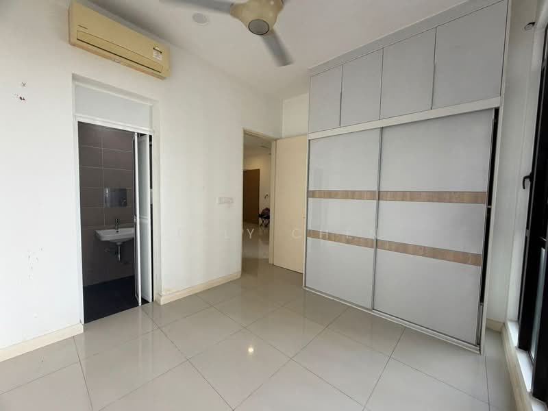 Service Residence for Rent at D'Pristine - Kelly Chen - Bedroom - PropertyGuru.com.my