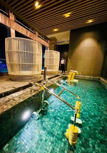 Servis Apartment untuk Dijual di Tropicana The Residences - JASON LEE - Pool - PropertyGuru.com.my