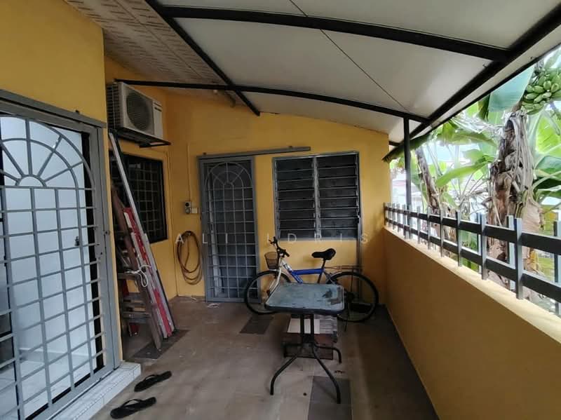 1-storey Terraced House for Sale in Taman Melawati (Ulu Kelang) - Ali Idris - Balcony - PropertyGuru.com.my