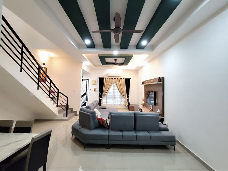 2-storey Terraced House for Sale in Semenyih (Selangor) - Muhammad Zhariff Nasharudin - Living Room - PropertyGuru.com.my