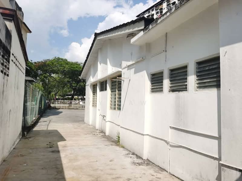Jelutong untuk Untuk Disewa - RM 5,000 /bulan, Mac 2026 - Exterior - PropertyGuru.com.my