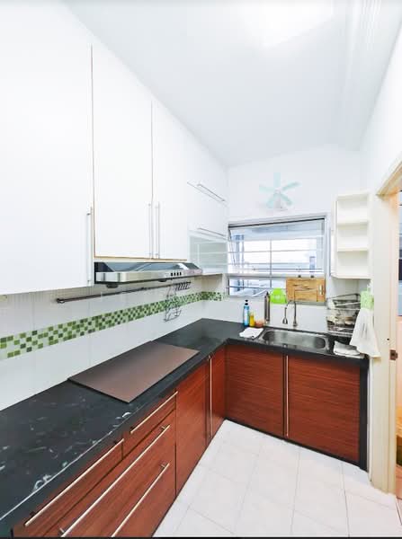 The Ocean View (Bandar Sri Pinang) untuk Untuk Disewa - RM 1,800 /bulan, Mac 2026 - Kitchen - PropertyGuru.com.my
