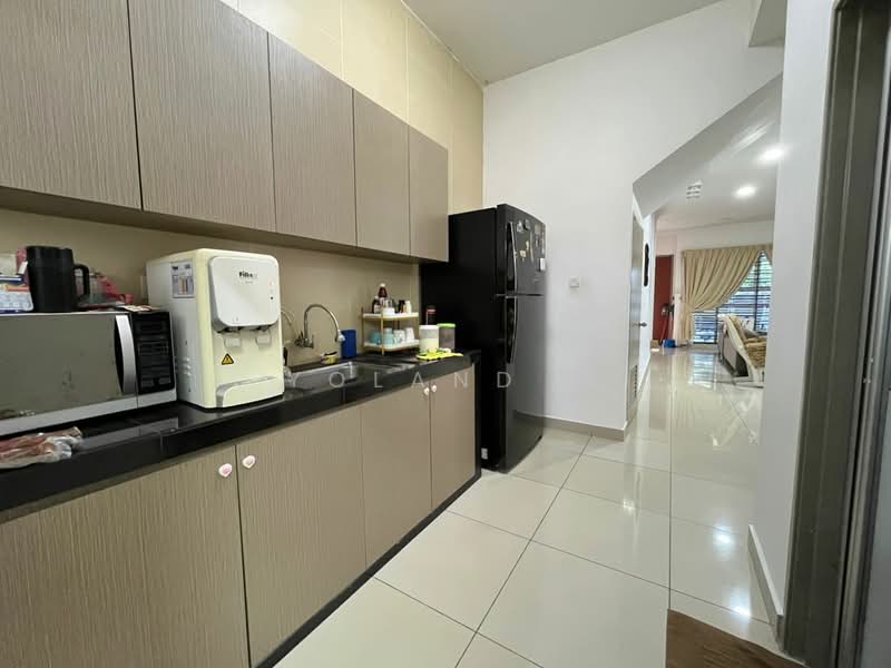 Kulai untuk Untuk Dijual - RM 650,000, Apr 2026 - Kitchen - PropertyGuru.com.my