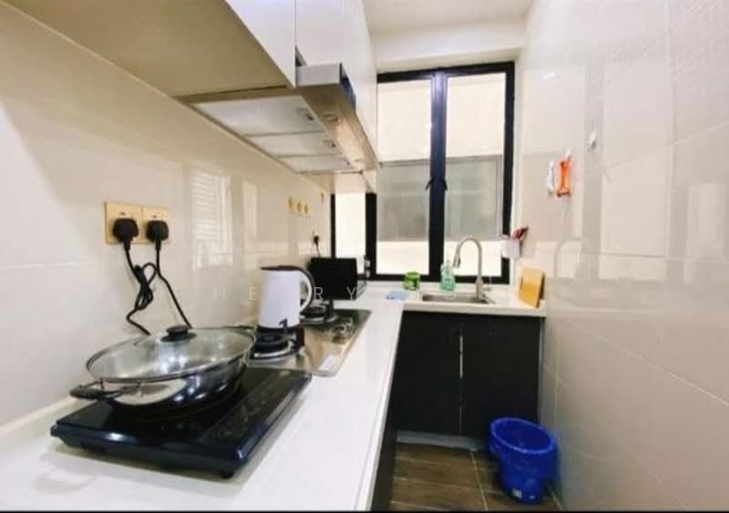 Condominium for Sale at Bay Point @ Country Garden Danga Bay - Herry Goh - Kitchen - PropertyGuru.com.my