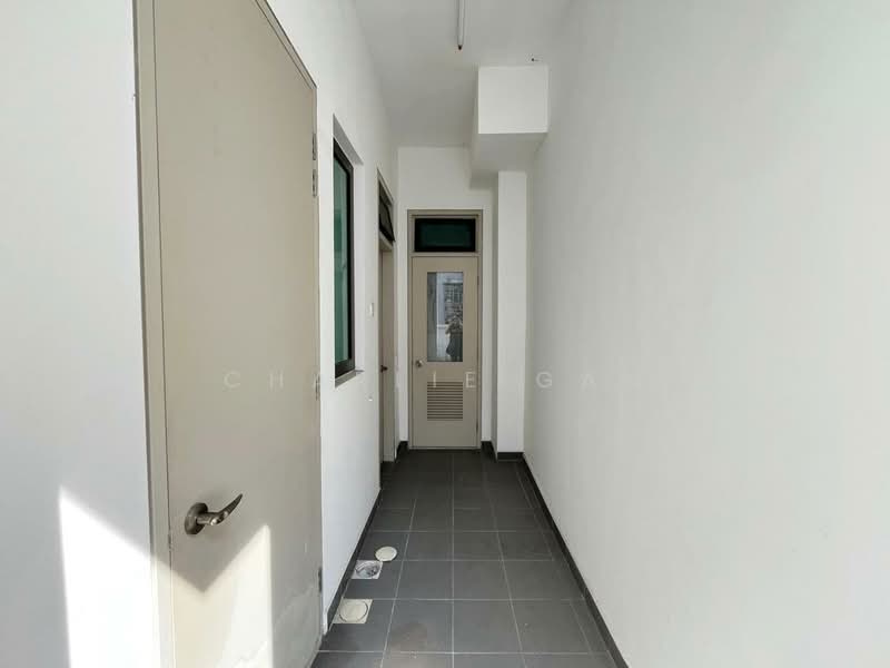 Semi-Detached House for Sale in Telok Panglima Garang (Selangor) - Charlie Gan - Corridor - PropertyGuru.com.my