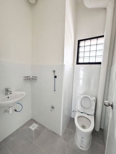 Taman Desa Harmoni untuk Untuk Disewa - RM 2,100 /bulan, Apr 2026 - Bathroom - PropertyGuru.com.my