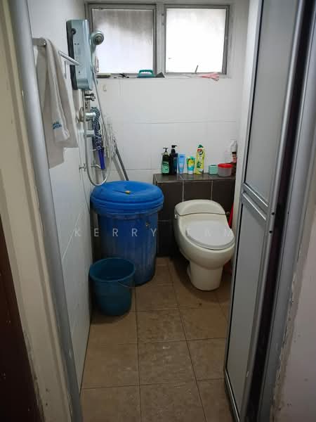 Condominium for Sale at Palm Court Condominium - Kerry Tam - Bathroom - PropertyGuru.com.my