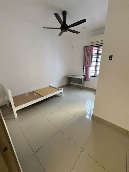 Kulai Kulais untuk Untuk Disewa - RM 2,500 /bulan, Apr 2026 - Bedroom - PropertyGuru.com.my