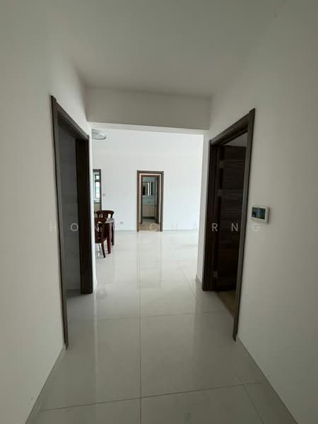 Apartment for Rent at Starview Bay @ Forest City - Hong Charng Lee - Corridor - PropertyGuru.com.my