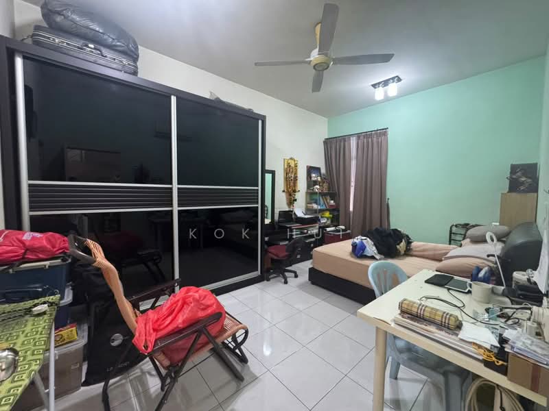 2-storey Terraced House for Sale in Setia Tropika (Johor Bahru) - Kok Hui - Bedroom - PropertyGuru.com.my