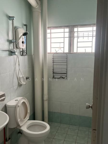 Condominium for Rent at Widuri Impian - Joanne Yan - Bathroom - PropertyGuru.com.my