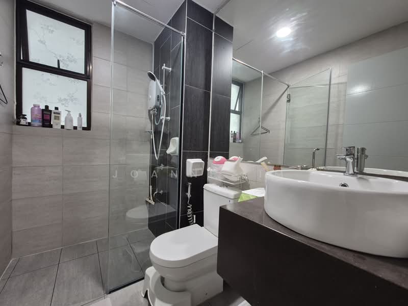 Condominium for Sale at Admiral Residences - Joanne Lim - Bathroom - PropertyGuru.com.my