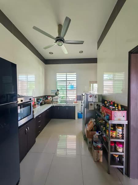 Rumah Banglo untuk Dijual di Penampang (Sabah) - Ching Hui Wong - Kitchen - PropertyGuru.com.my