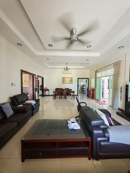 Rumah Banglo untuk Dijual di Penampang (Sabah) - Ching Hui Wong - Living Room - PropertyGuru.com.my