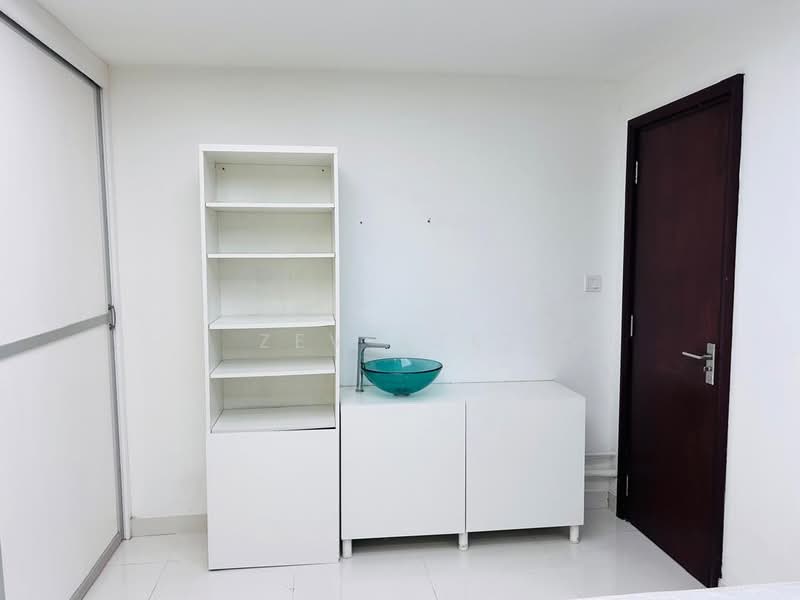 Service Residence for Rent at Carlton @ Plaza Damas 3 - Zev Azez - PropertyGuru.com.my