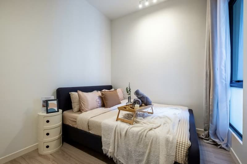 Service Residence for Rent at Emerald 9 - KC KAW - Bedroom - PropertyGuru.com.my
