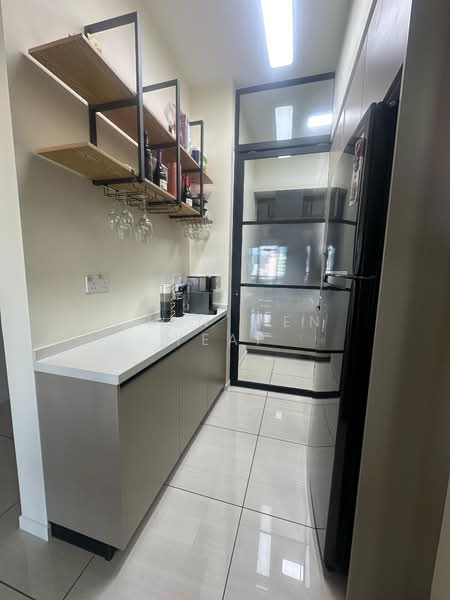 Queens Residences Q2 @ Queens Waterfront untuk Untuk Disewa - RM 5,000 /bulan, Mac 2026 - Kitchen - PropertyGuru.com.my