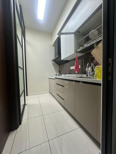 Queens Residences Q2 @ Queens Waterfront untuk Untuk Disewa - RM 5,000 /bulan, Mac 2026 - Kitchen - PropertyGuru.com.my