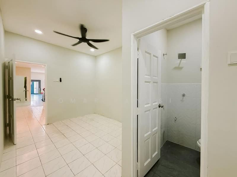 1-storey Terraced House for Sale in Port Dickson (Negeri Sembilan) - Omar Sanusi - PropertyGuru.com.my