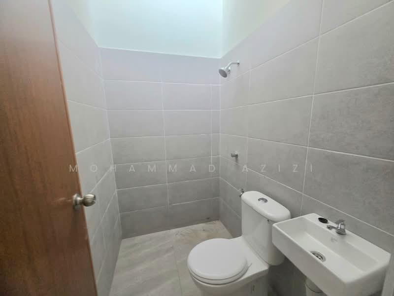 1-storey Terraced House for Sale in Kuantan (Pahang) - Mohammad Azizi - Bathroom - PropertyGuru.com.my