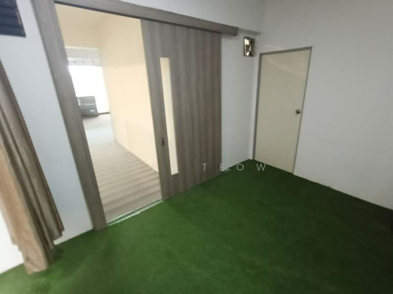 Shop for Rent in Pusat Perdagangan Danga Utama (Johor Bahru) - Ruby Teow - Interior - PropertyGuru.com.my