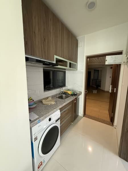 Apartment for Rent at Regalia Park @ Forest City - Chung How Siew - Kitchen - PropertyGuru.com.my