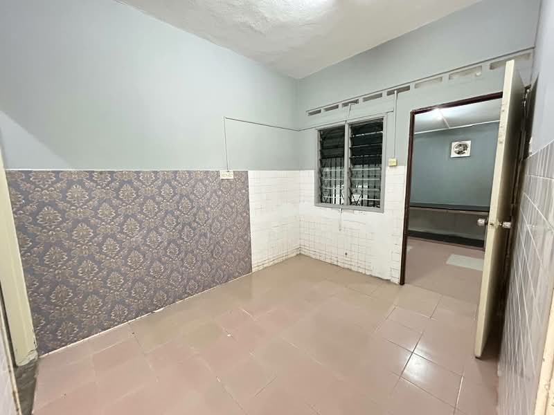2-storey Terraced House for Sale in Taman Melawati (Ulu Kelang) - Azli Ibrahim - Interior - PropertyGuru.com.my