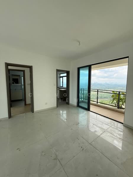 Apartment for Rent at Starview Bay @ Forest City - Chung How Siew - Dining Area with Balcony - PropertyGuru.com.my