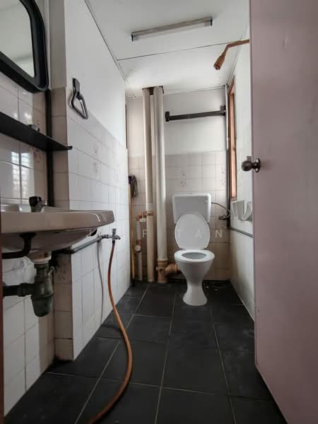 Condominium for Rent at Petaling Indah Condominiums - Jeff Tan - Bathroom - PropertyGuru.com.my