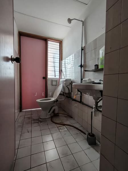 Condominium for Rent at Petaling Indah Condominiums - Jeff Tan - Bathroom - PropertyGuru.com.my