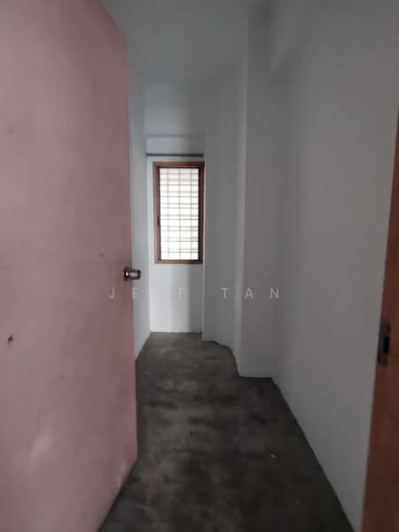 Condominium for Rent at Petaling Indah Condominiums - Jeff Tan - Corridor - PropertyGuru.com.my