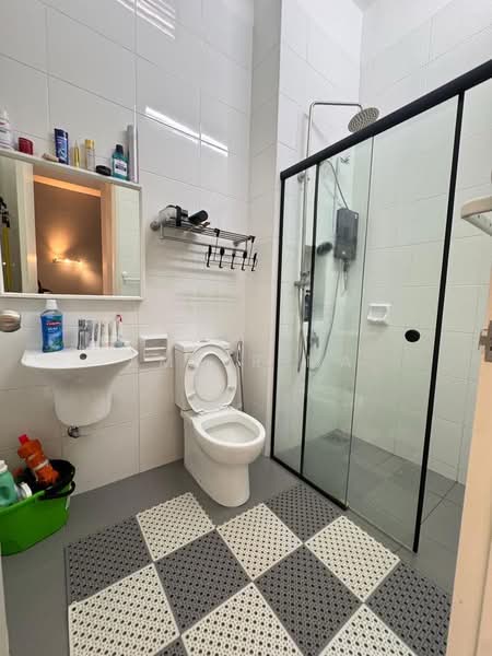 Terraced House for Sale in Johor Bahru (Johor) - Amber Ma - Bathroom - PropertyGuru.com.my