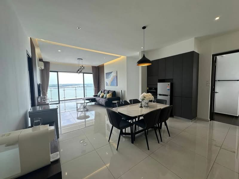 Condominium for Sale at Royal Strand @ Country Garden Danga Bay - Wan Ning - Living Room - PropertyGuru.com.my