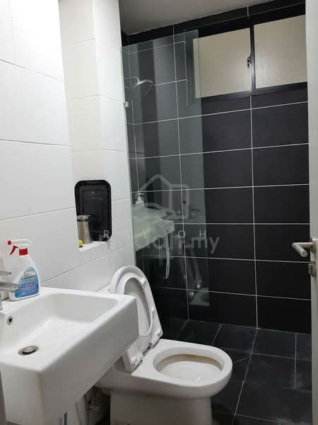 Condominium for Sale at Dua Menjalara - Ray Oh - Bathroom - PropertyGuru.com.my