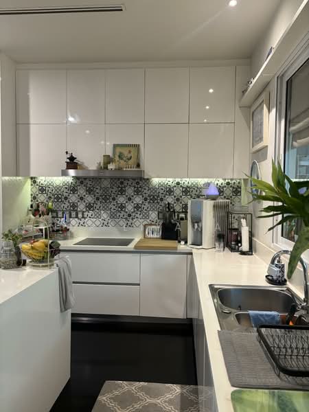 Townhouse for Rent in Bukit Kiara (Kuala Lumpur) - Nur Liyana . - Kitchen - PropertyGuru.com.my