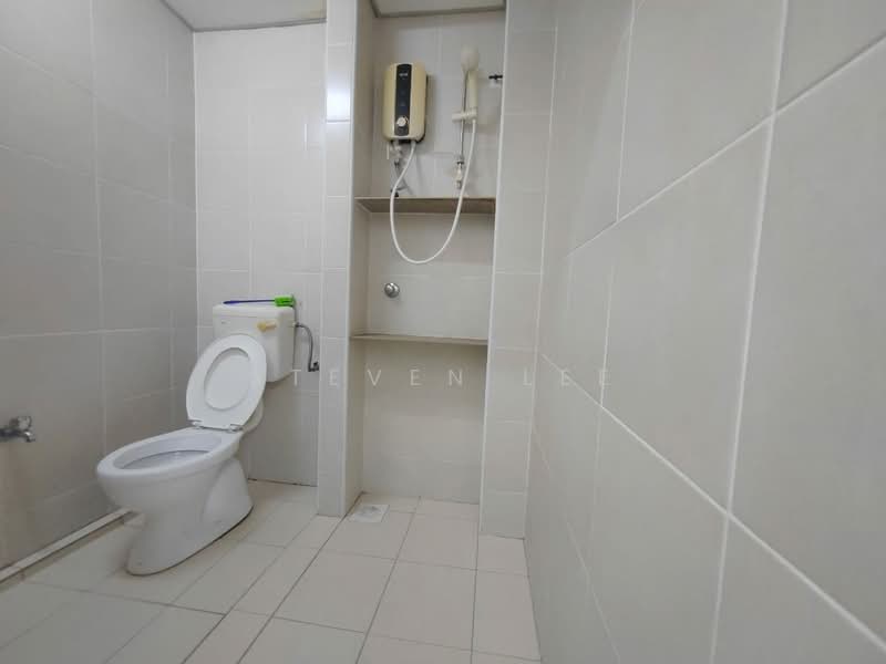 Apartment for Sale at Desa Mas Apartment - Steven Lee - Bathroom - PropertyGuru.com.my