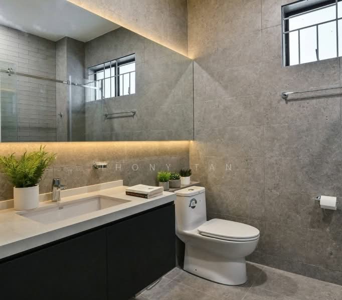 [ FREEHOLD INDIVIDUAL ] 2-Storey Superlink Ready Unit @20mins Subang Bestari untuk Untuk Dijual - RM 807,000, Apr 2026 - Bathroom - PropertyGuru.com.my