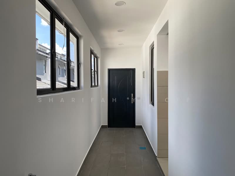 2-storey Terraced House for Sale in Denai Alam (Shah Alam) - Sharifah Yusoff - Corridor - PropertyGuru.com.my